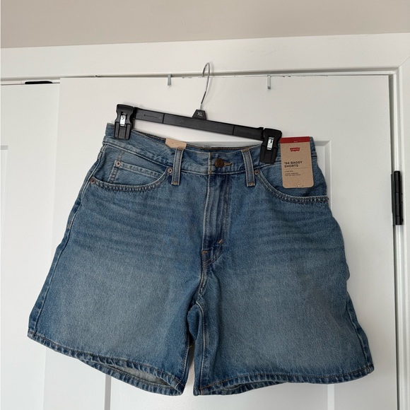 Levi's Light Blue Baggy Denim Shorts - Picture 1 of 5